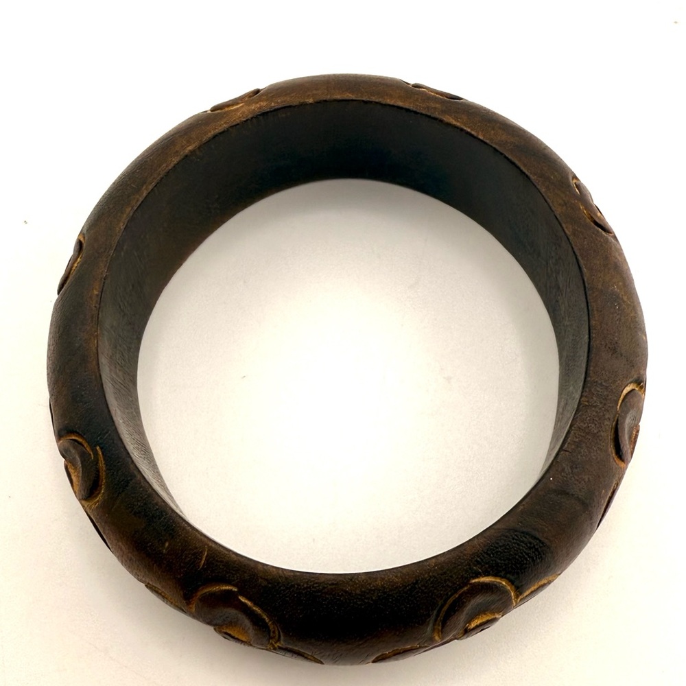 Handmade Carved Wood Floral Design Bangle Bracelet - Picture 9 of 14